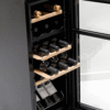 vinska-vitrina-CAVIN-NC-18B-3.png Cava de vino CAVIN NC-18B