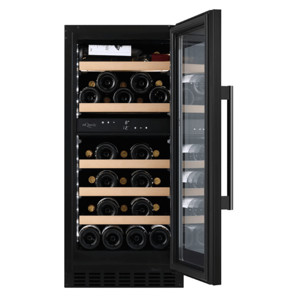 Cava de vino mQuvée WCD40FGB-800