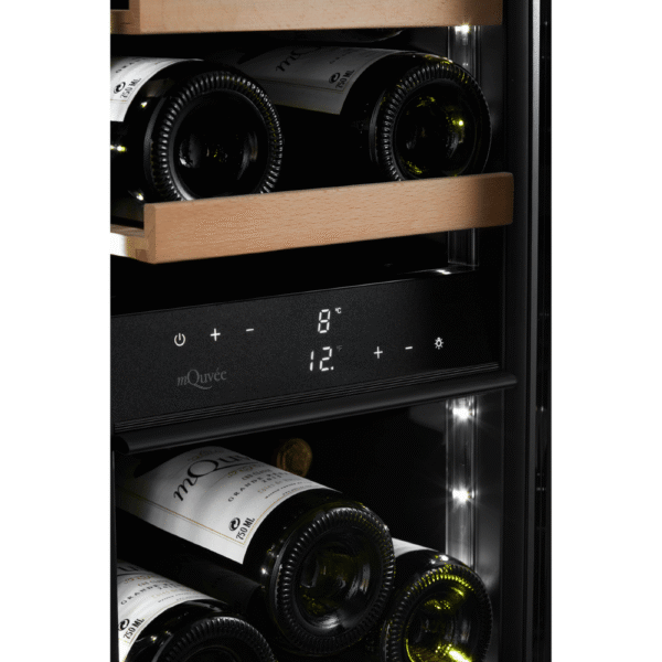 Cava de vino mQuvée WCD30AB-700