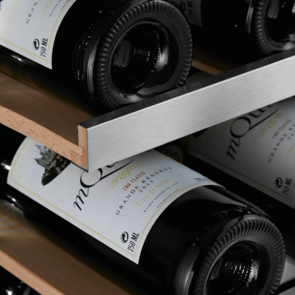 Cava de vino mQuvée WCED60FGBP-780