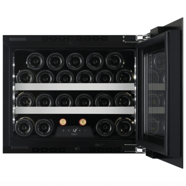 vinska-vitrina-mQuvee-WKES23FGBP-4.png Cava de vino mQuvée WKES23FGBP