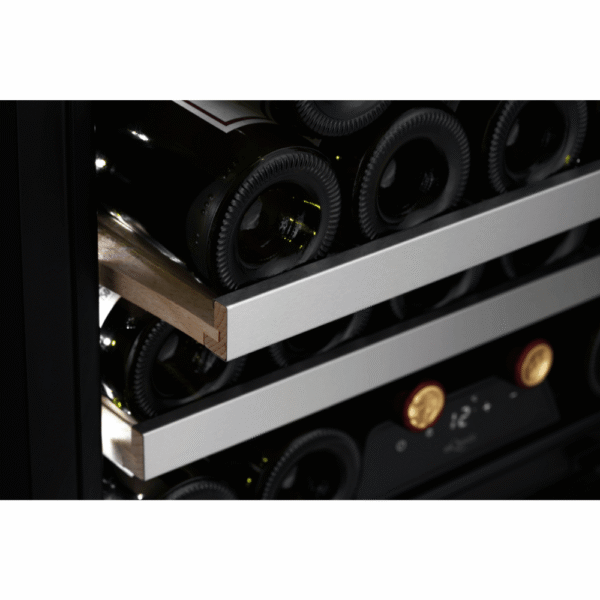 vinska-vitrina-mQuvee-WKES23FGBP-6.png Cava de vino mQuvée WKES23FGBP